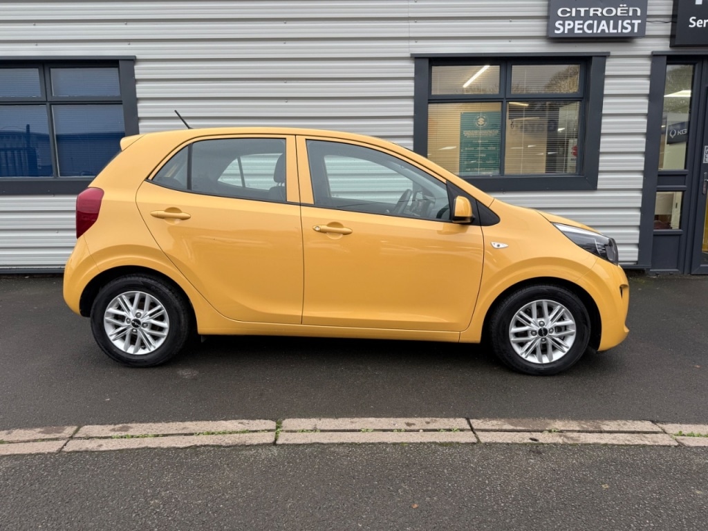 Used Kia Picanto 2022 for sale - 76581496: Photo 2