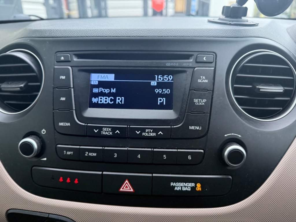 Used Hyundai i10 2017 for sale - 77026447: Photo 13