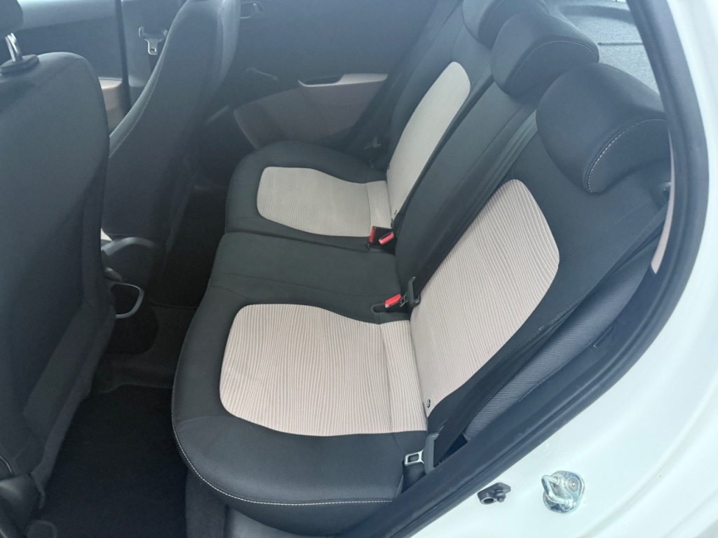 Used Hyundai i10 2017 for sale - 77026447: Photo 17