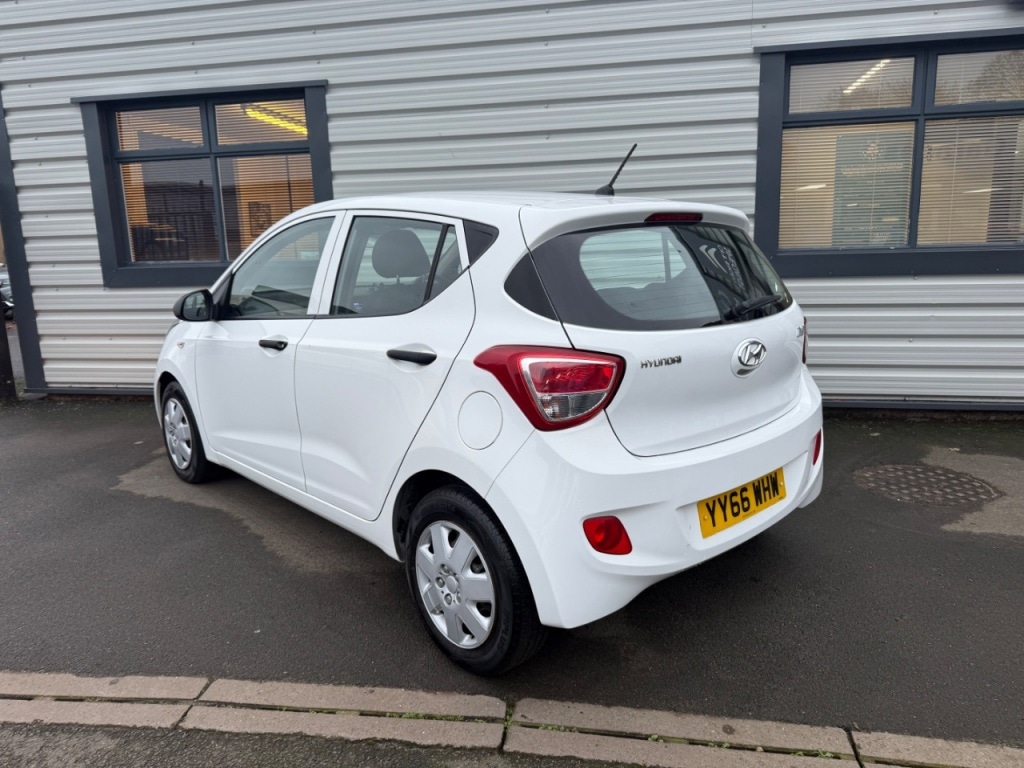 Used Hyundai i10 2017 for sale - 77026447: Photo 7