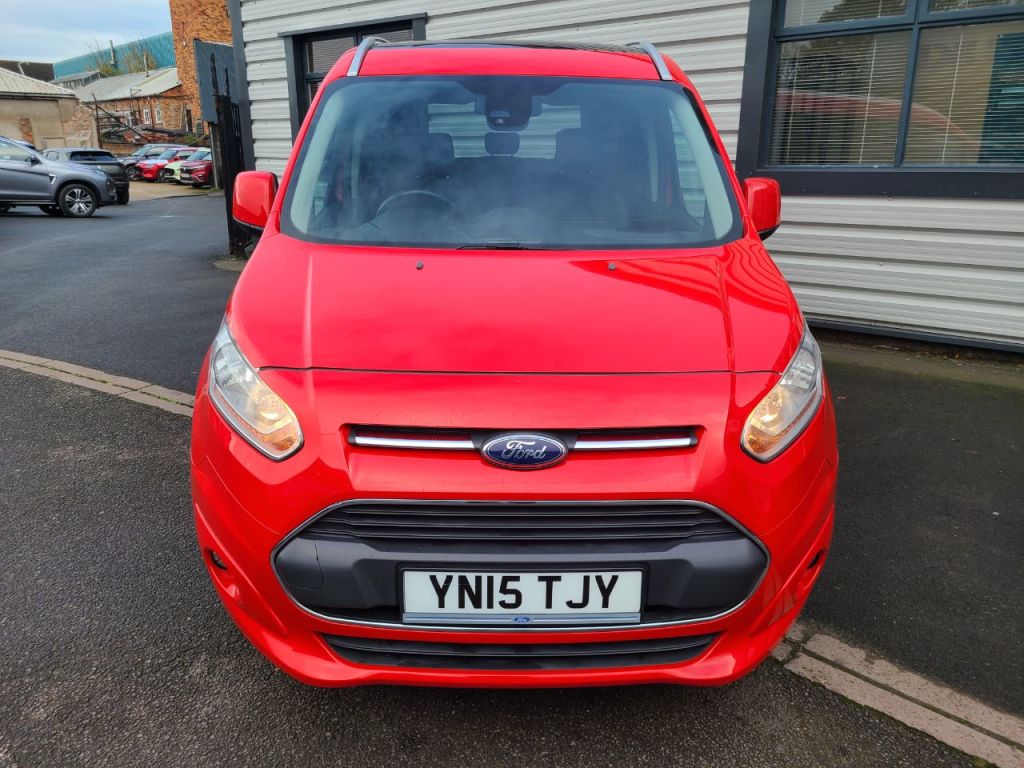 Used Ford Tourneo Connect 2015 for sale - 76469401: Photo 2