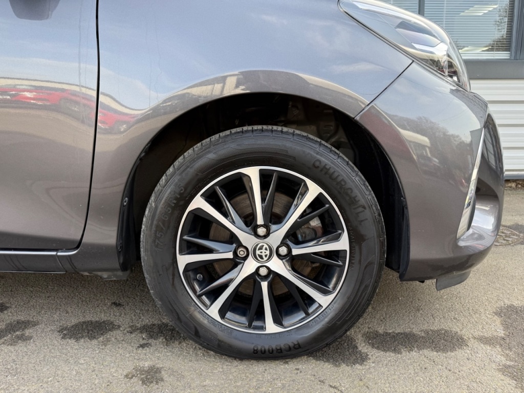 Used Toyota Yaris 2019 for sale - 77967809: Photo 11