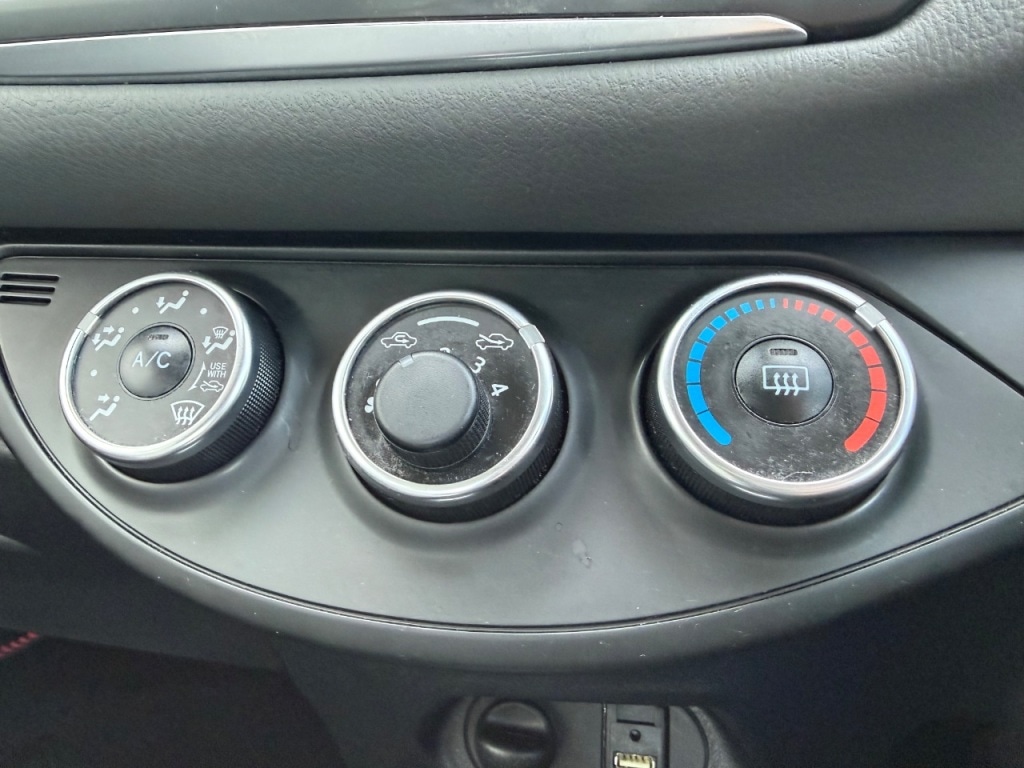 Used Toyota Yaris 2019 for sale - 77967809: Photo 14