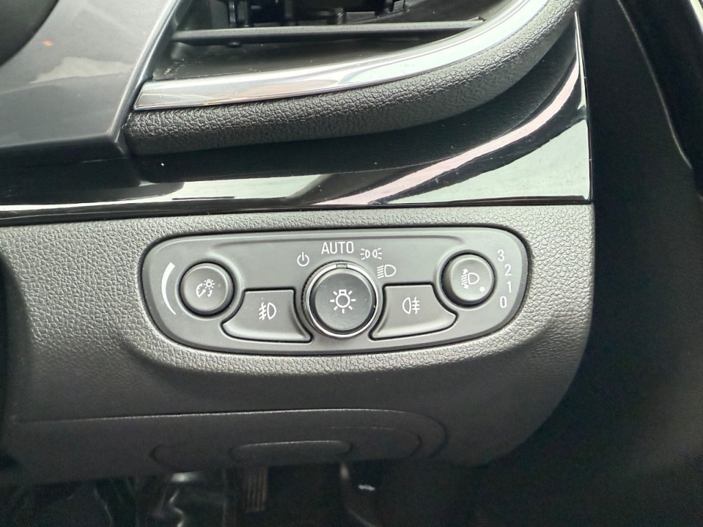 Used Vauxhall Mokka X 2018 for sale - 76405757: Photo 16