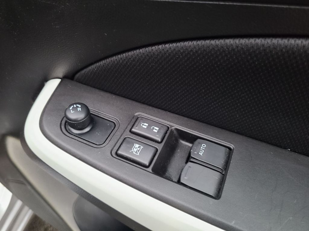 Used Suzuki Swift 2023 for sale - 76558335: Photo 11