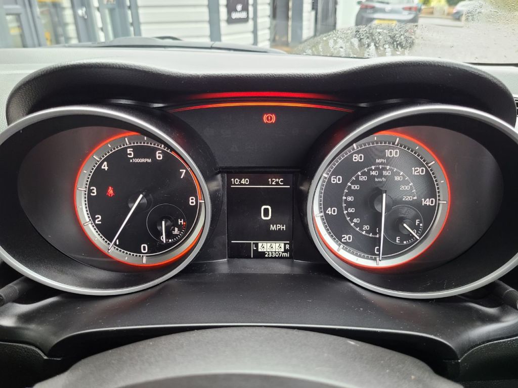 Used Suzuki Swift 2023 for sale - 76558335: Photo 15