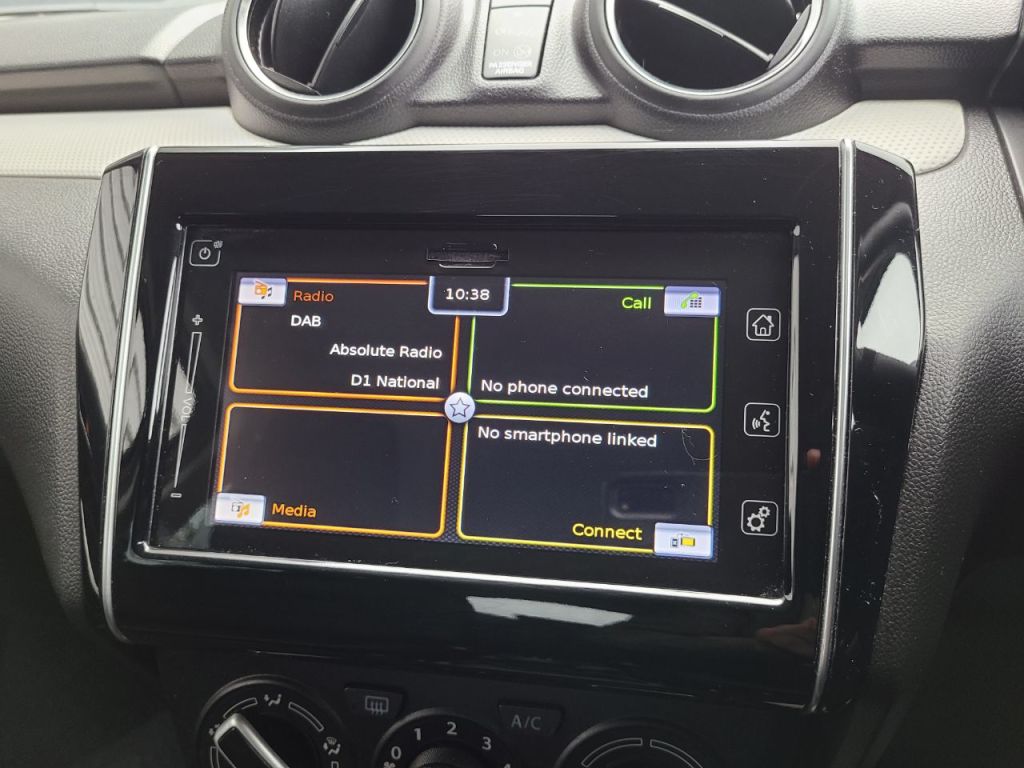 Used Suzuki Swift 2023 for sale - 76558335: Photo 17