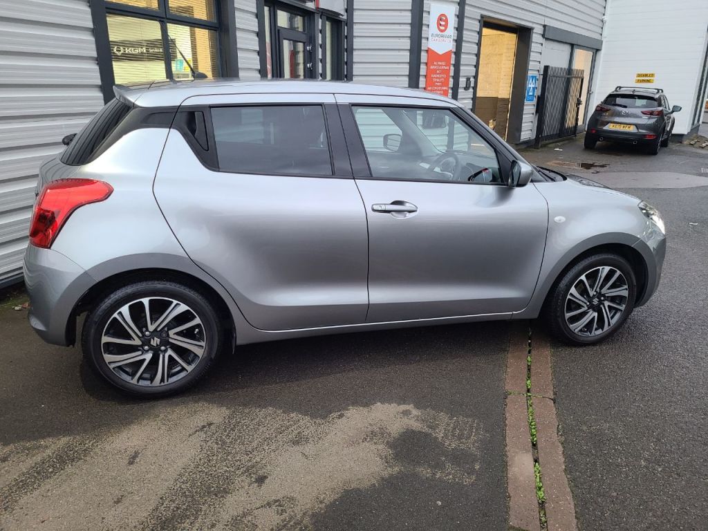 Used Suzuki Swift 2023 for sale - 76558335: Photo 9