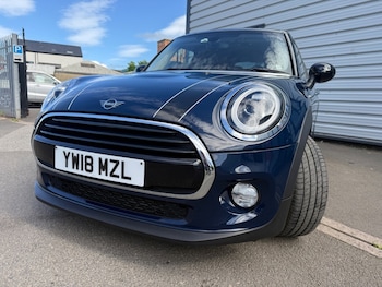 Used MINI Hatch 2018 for sale - 78748872: Photo