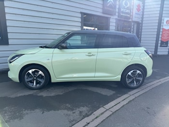 Used Suzuki Swift 2024 for sale - 76154116: Photo