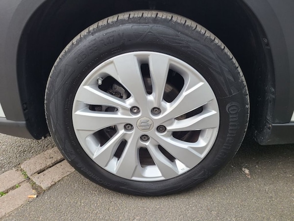 Used Suzuki SX4 S-Cross 2023 for sale - 76303213: Photo 5