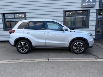Used Suzuki Vitara 2023 for sale - 76154113: Photo