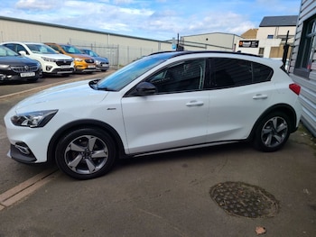 Used Ford Focus 2020 for sale - 76154120: Photo