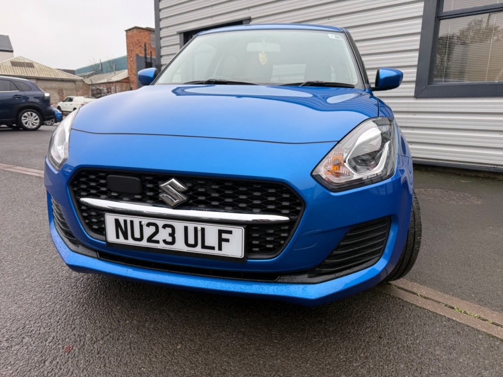 Used Suzuki Swift 2023 for sale - 77436184: Photo 4