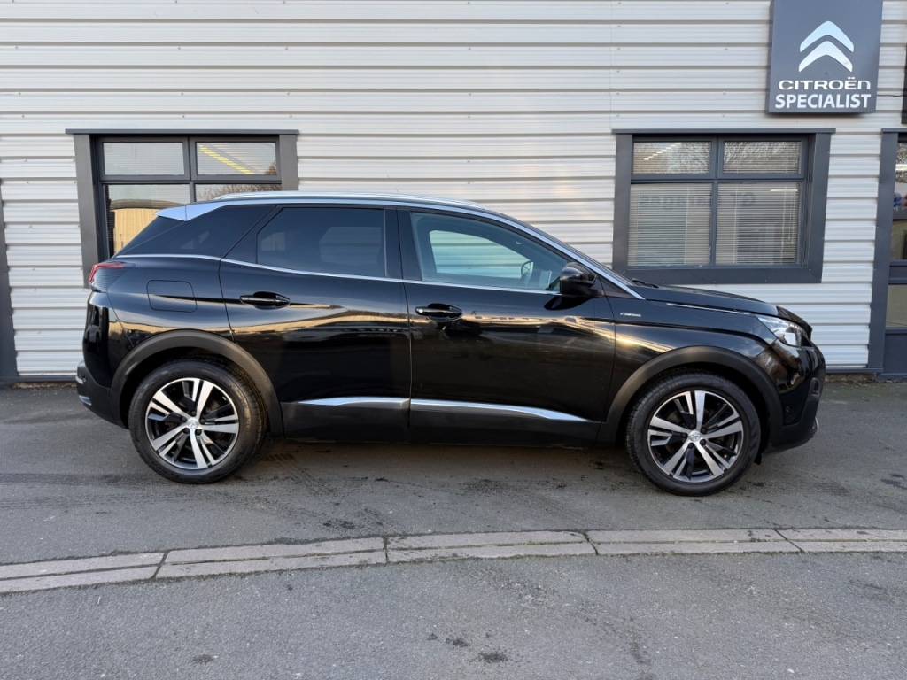 Used Peugeot 3008 2018 for sale - 76909650: Photo 2
