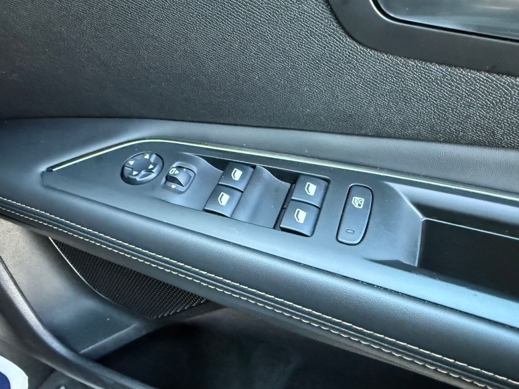 Used Peugeot 3008 2018 for sale - 76909650: Photo 20