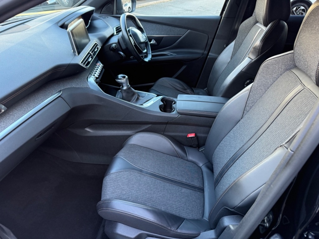 Used Peugeot 3008 2018 for sale - 76909650: Photo 23