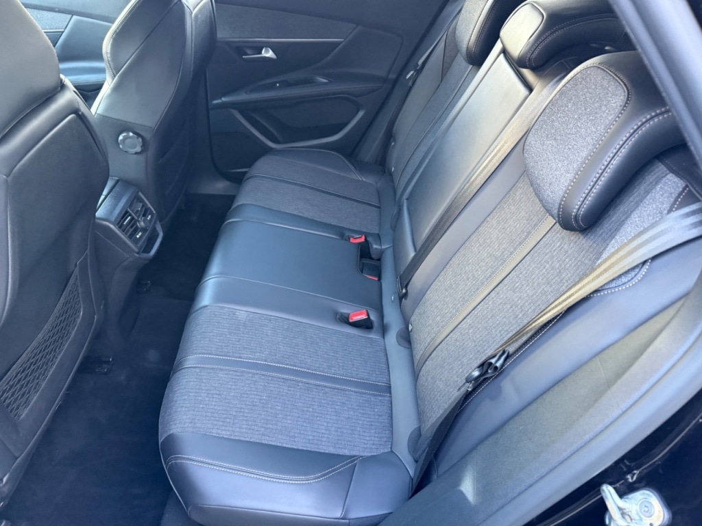 Used Peugeot 3008 2018 for sale - 76909650: Photo 24