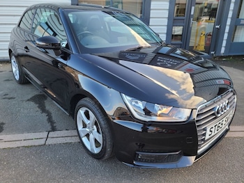 Used Audi A1 2015 for sale - 76154112: Photo