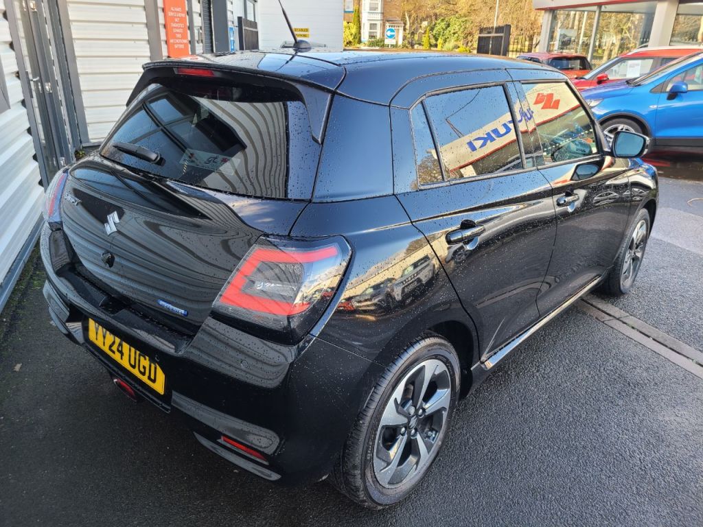 Used Suzuki Swift 2024 for sale - 76706306: Photo 8