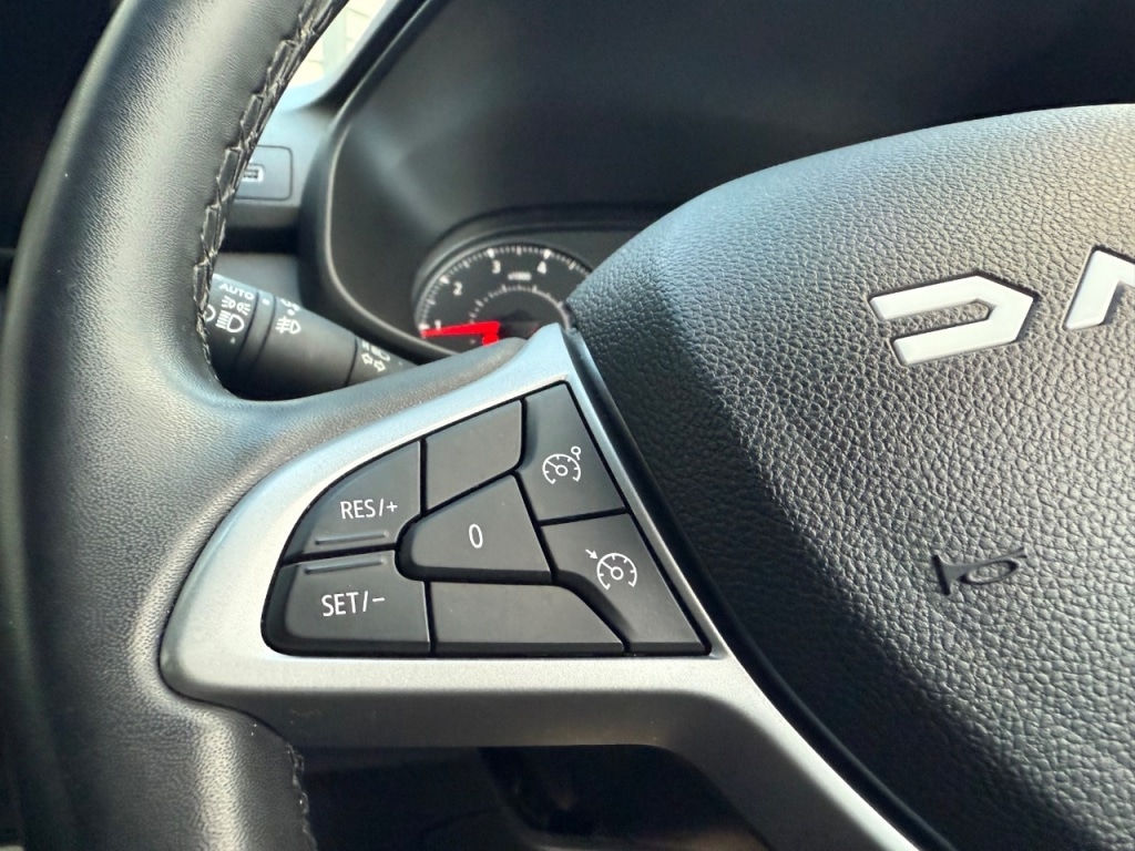 Used Dacia Jogger 2023 for sale - 76972876: Photo 23