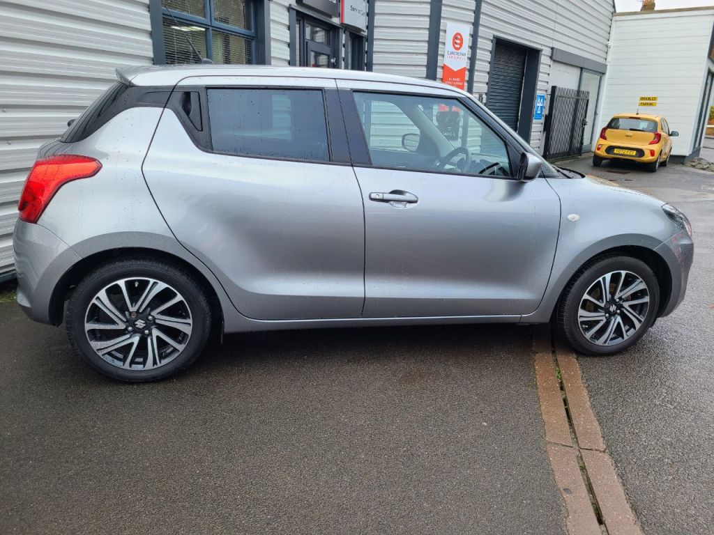 Used Suzuki Swift 2023 for sale - 77541820: Photo 10