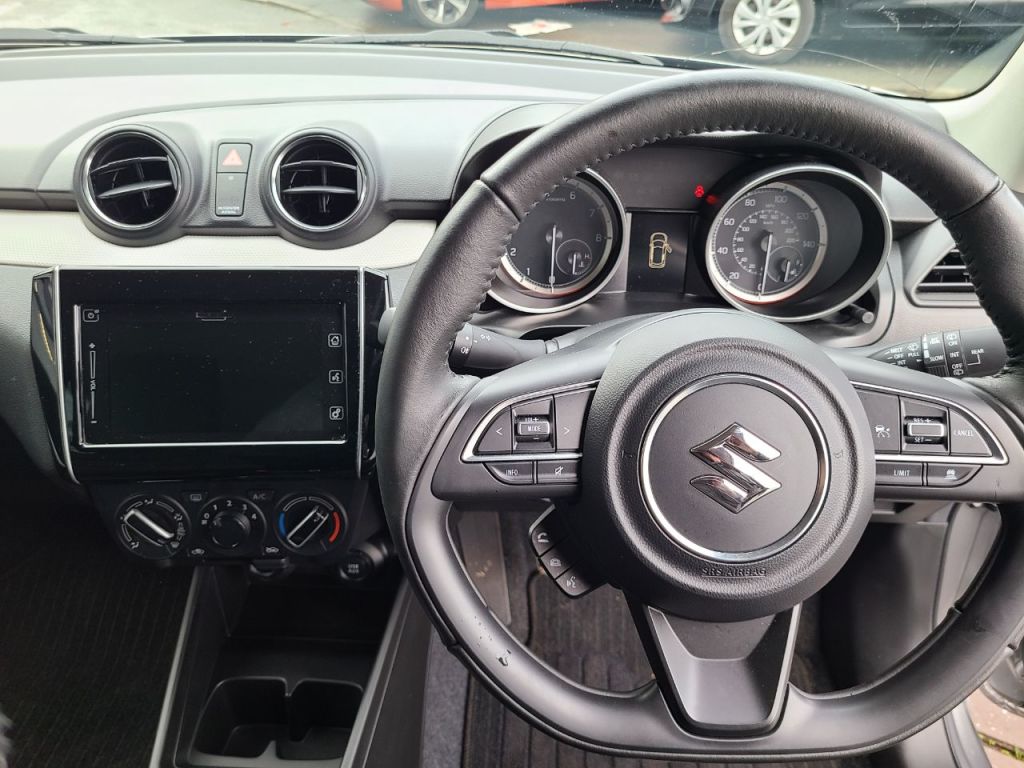 Used Suzuki Swift 2023 for sale - 77541820: Photo 13