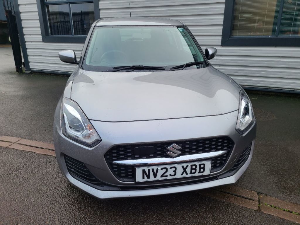 Used Suzuki Swift 2023 for sale - 77541820: Photo 2
