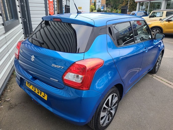 Used Suzuki Swift 2020 for sale - 76312836: Photo 8