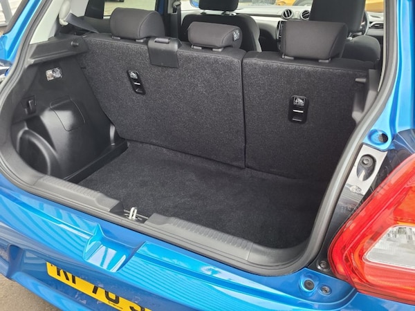 Used Suzuki Swift 2020 for sale - 76312836: Photo 9