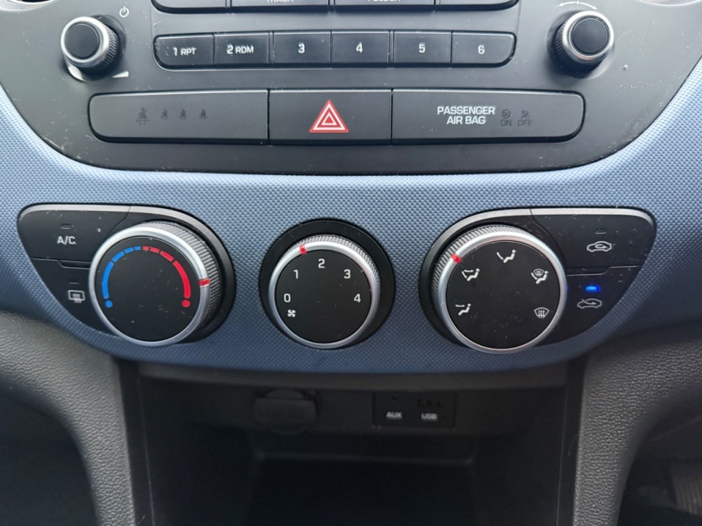 Used Hyundai i10 2015 for sale - 76581491: Photo 17