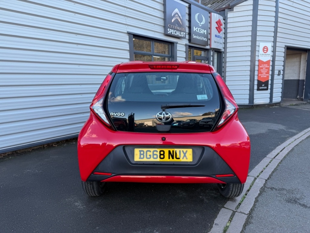 Used Toyota AYGO 2018 for sale - 76385564: Photo 10