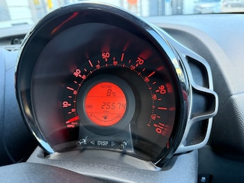 2018 - 1.0 VVT-i X 5dr