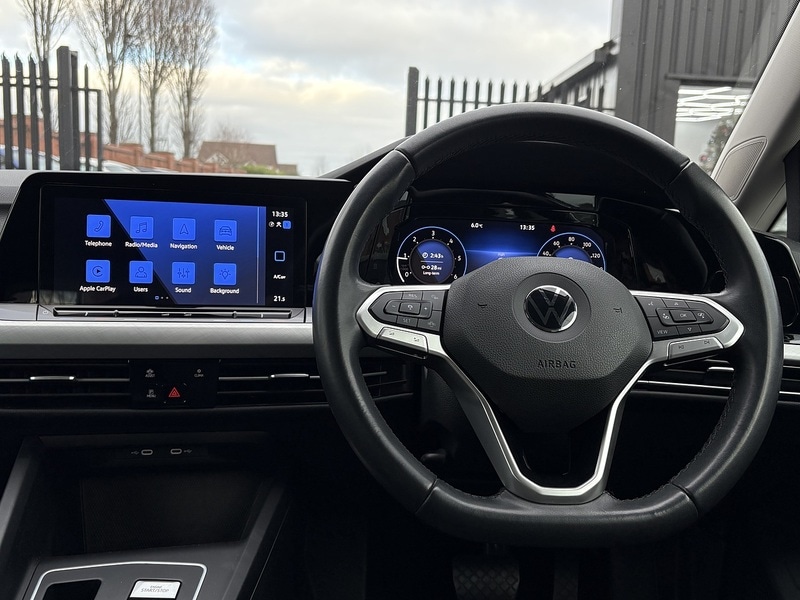 Used Volkswagen Golf 2023 for sale - 77384801: Photo 22