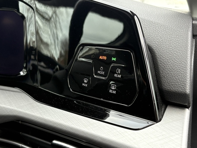 Used Volkswagen Golf 2023 for sale - 77384801: Photo 50