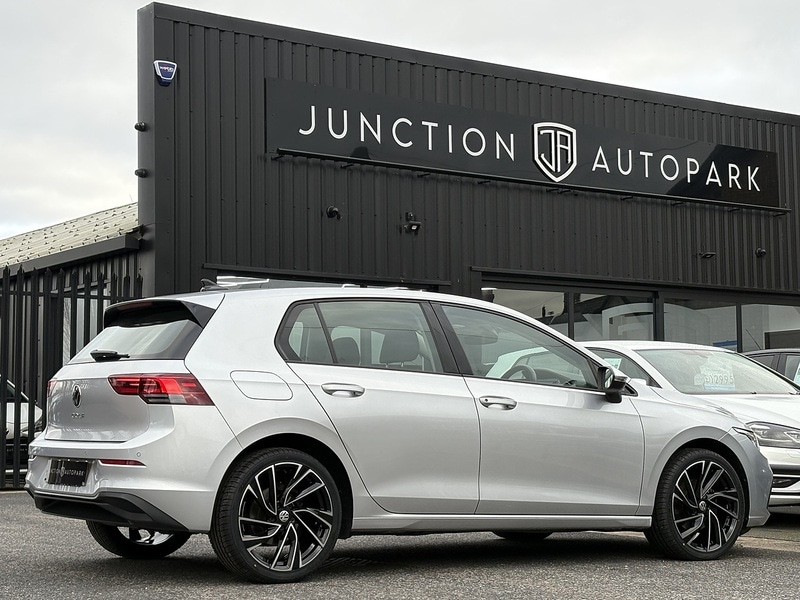 Used Volkswagen Golf 2023 for sale - 77384801: Photo 6