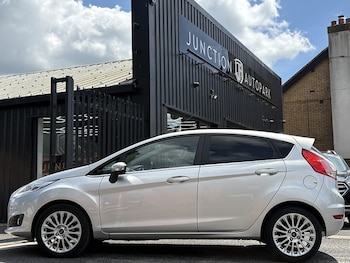 Used Ford Fiesta 2013 for sale - 78915647: Photo