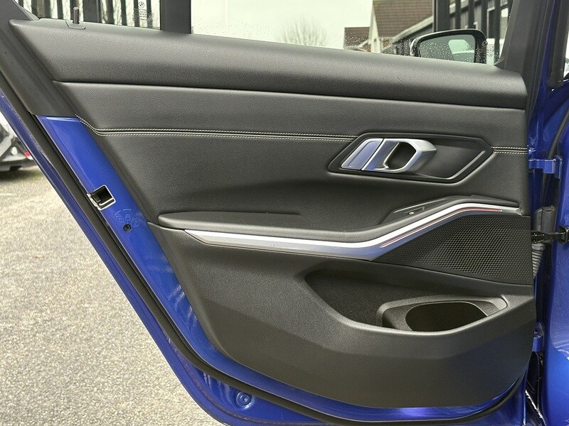 Used BMW 3 Series 2021 for sale - 77384784: Photo 45