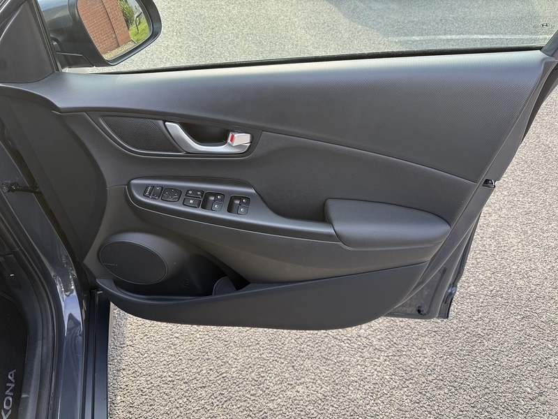 Used Hyundai KONA for sale - 77963616: Photo 44