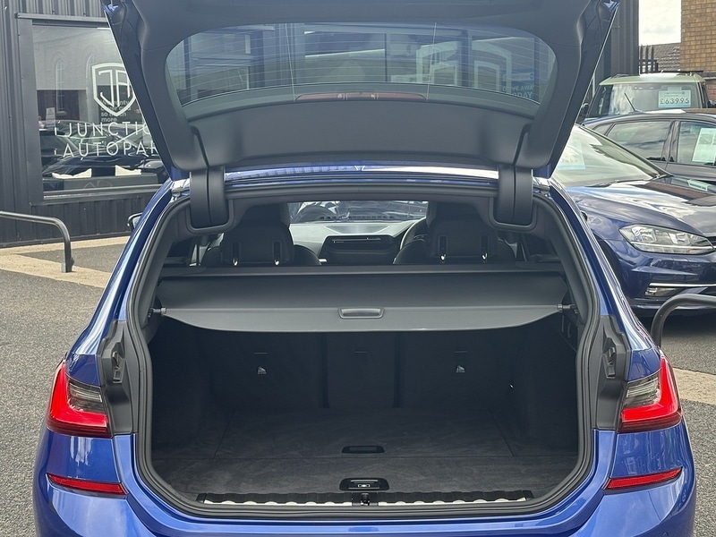 Used BMW 3 Series 2021 for sale - 77384750: Photo 47