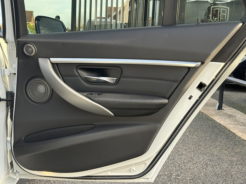 Used BMW 3 Series 2018 for sale - 77384710: Photo 41