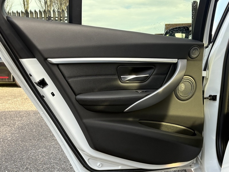 Used BMW 3 Series 2018 for sale - 77384710: Photo 42