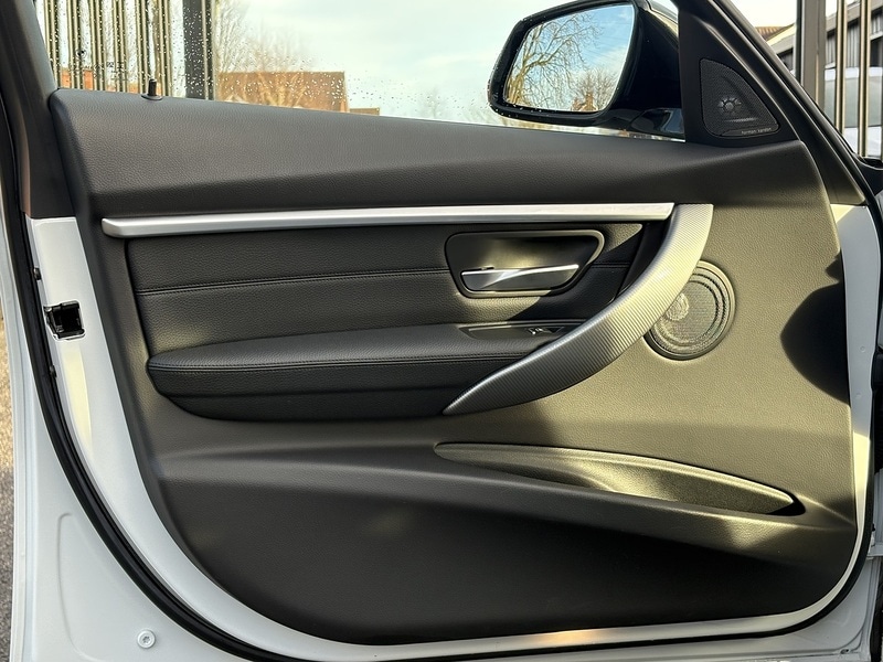 Used BMW 3 Series 2018 for sale - 77384710: Photo 43