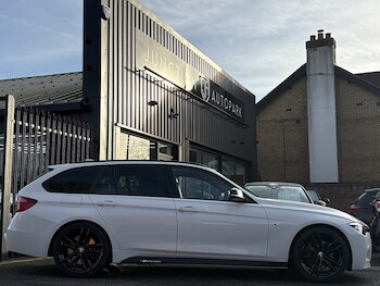 Used BMW 3 Series 2018 for sale - 77384710: Photo