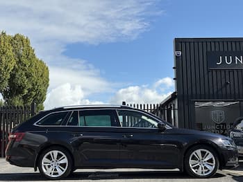 Used Skoda Superb 2017 for sale - 79749828: Photo