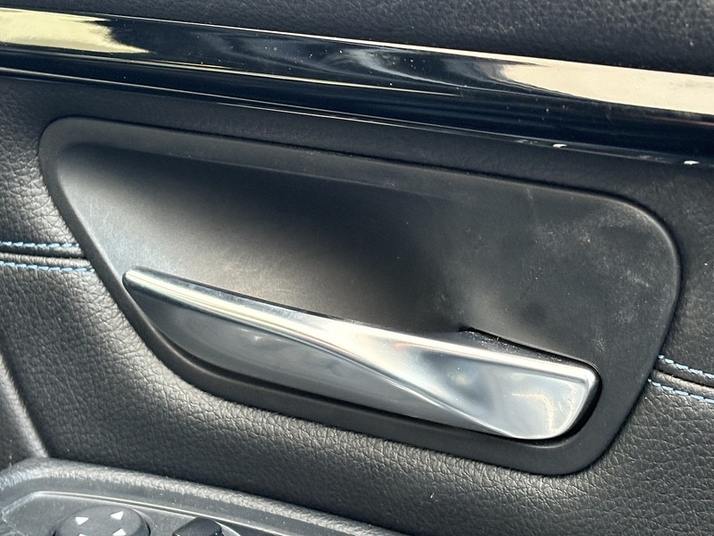 Used BMW 3 Series 2018 for sale - 77384706: Photo 44