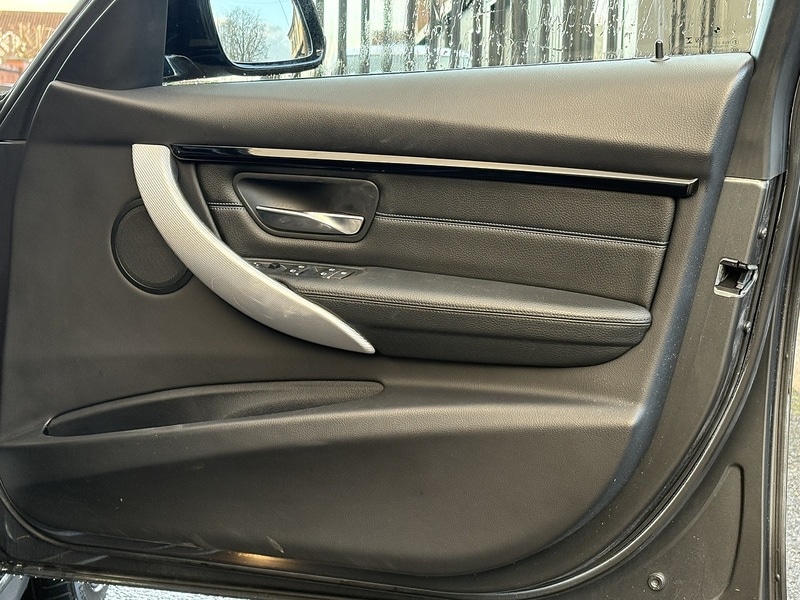 Used BMW 3 Series 2018 for sale - 77384706: Photo 45