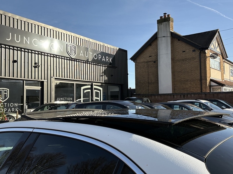 Used Mercedes-Benz C Class 2014 for sale - 77384692: Photo 9