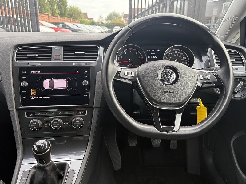 Used Volkswagen Golf 2019 for sale - 77384700: Photo 19