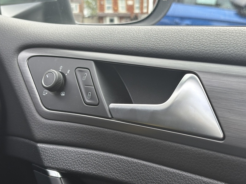 Used Volkswagen Golf 2019 for sale - 77384700: Photo 39